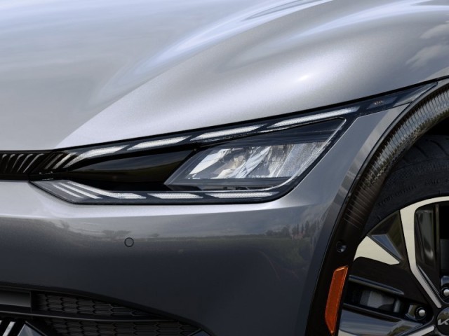 New 2023 Steel Gray Kia Wind image 10