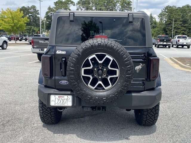 2023 Ford Bronco Outer Banks photo 3
