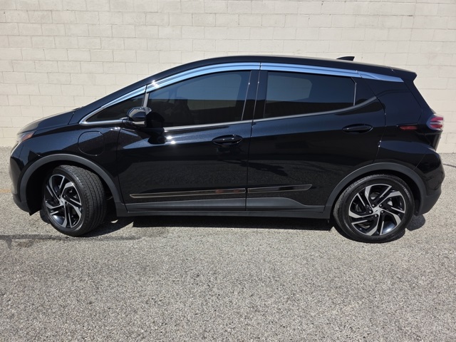 2023 Chevrolet Bolt EV 2LT photo 2