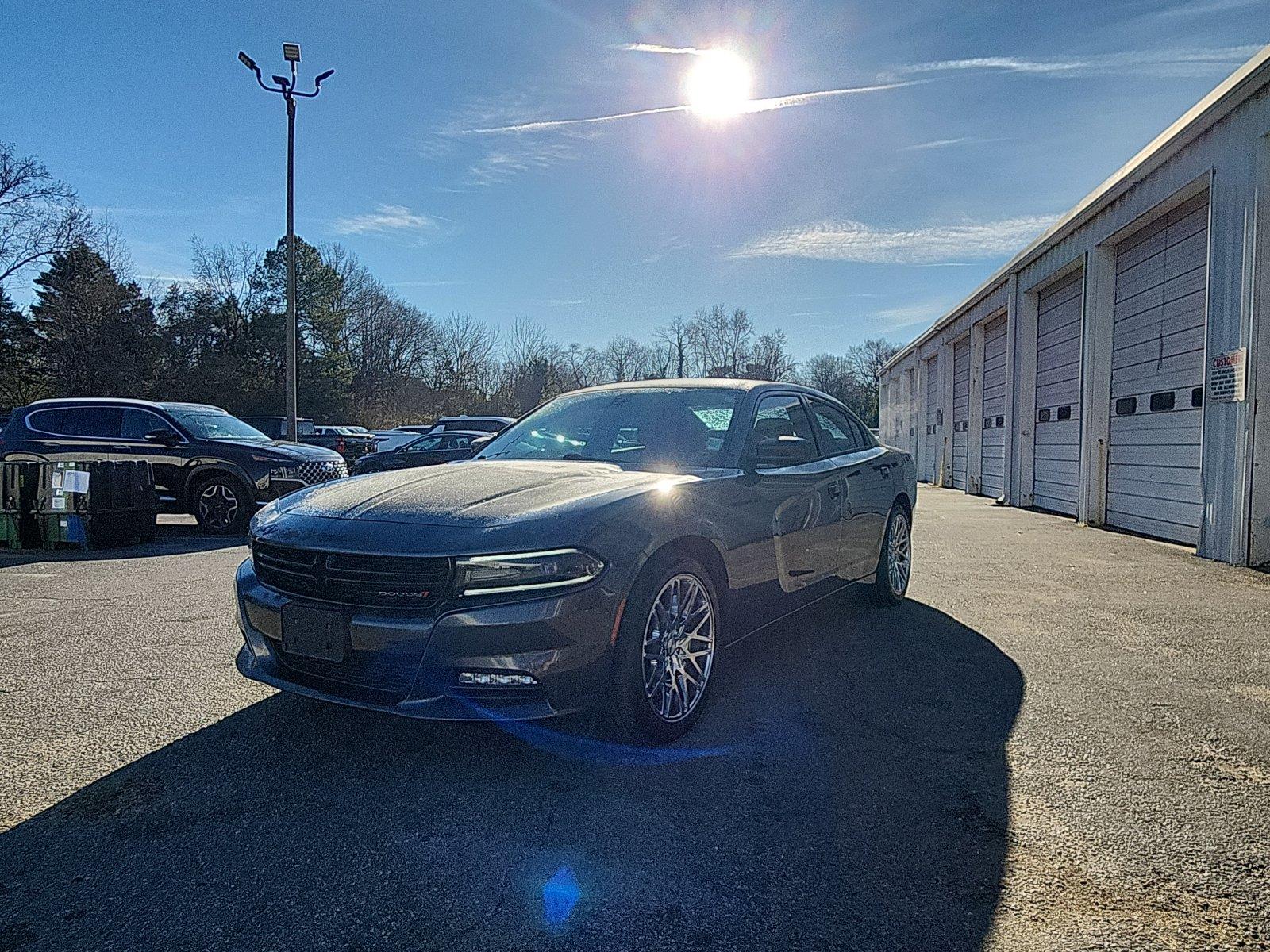 2015 Dodge Charger SXT's photo
