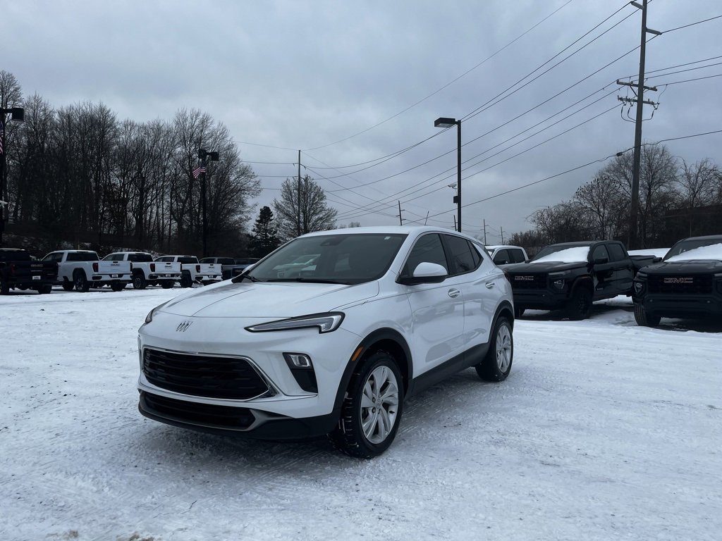 2024 Buick Encore GX Preferred's photo