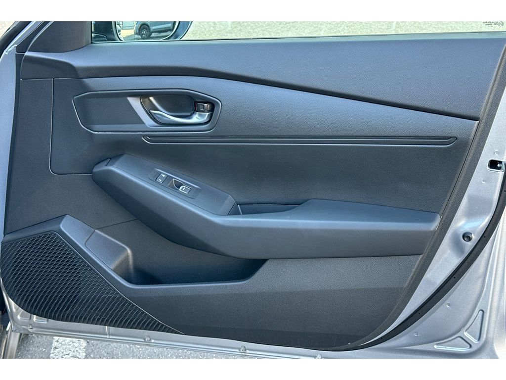 2024 Honda Accord 1.5T LX photo 18