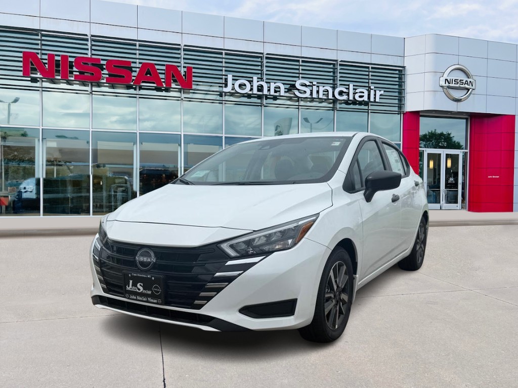 2025 Nissan Versa Sedan S's photo