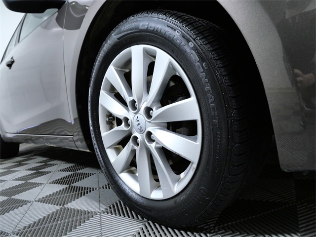 Used 2014 Kia Forte LX with VIN KNAFX4A61E5123328 for sale in Apple Valley, Minnesota