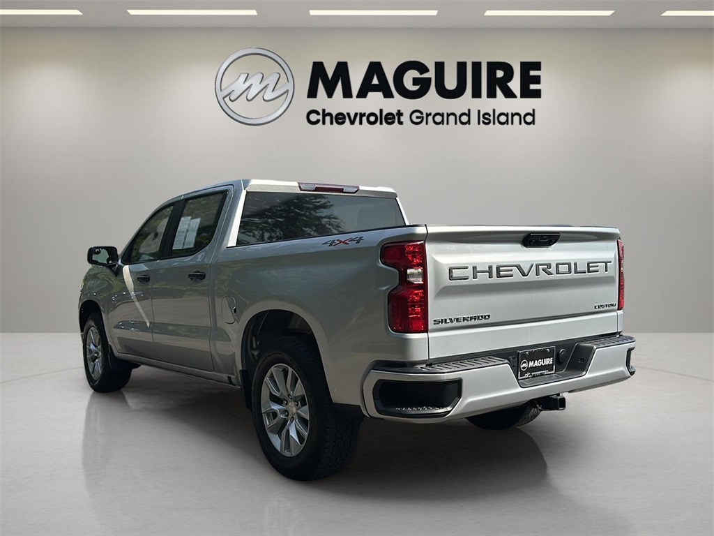 2022 Chevrolet Silverado 1500 Custom photo 5