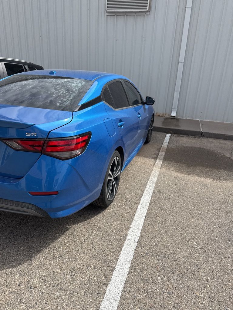 2020 Nissan Sentra SR photo 19