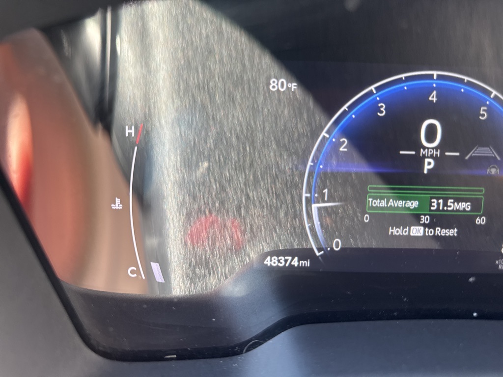 2024 Toyota Corolla Cross XLE photo 11