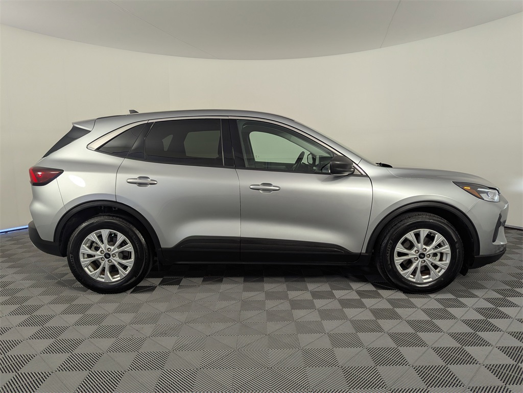 2023 Ford Escape Active photo 5