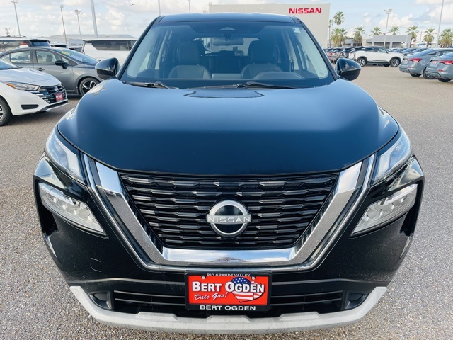 2023 Nissan Rogue SV photo 2