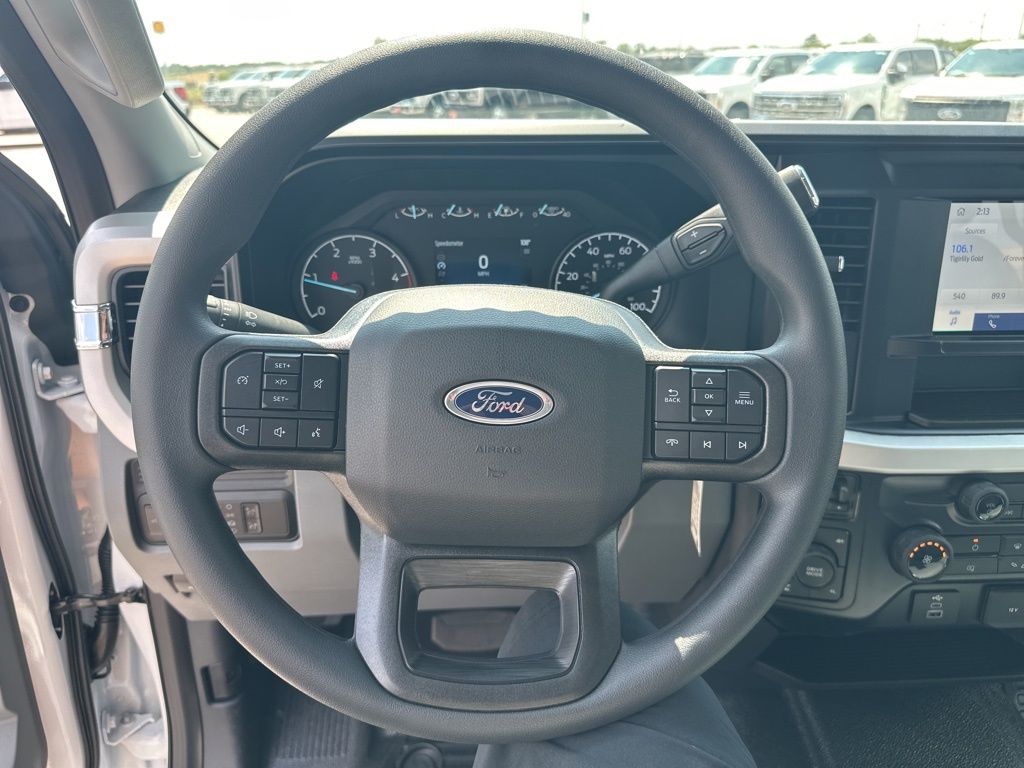 2026 Ford F-250 photo 16