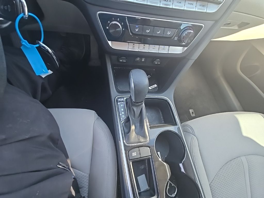 2019 Hyundai Sonata SE photo 16