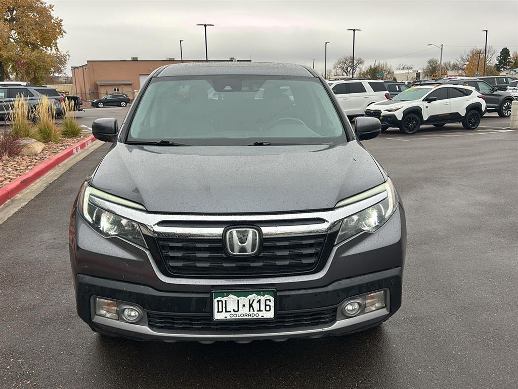 2017 Honda Ridgeline RTL-E photo 2