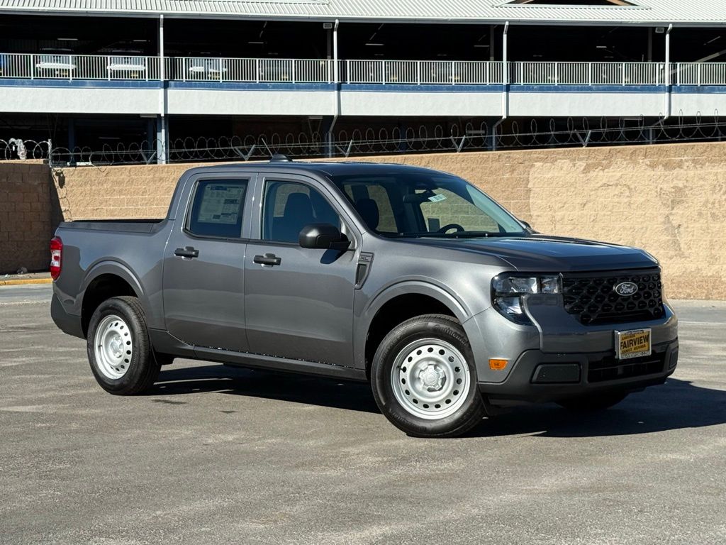 2025 Ford Maverick XL's photo