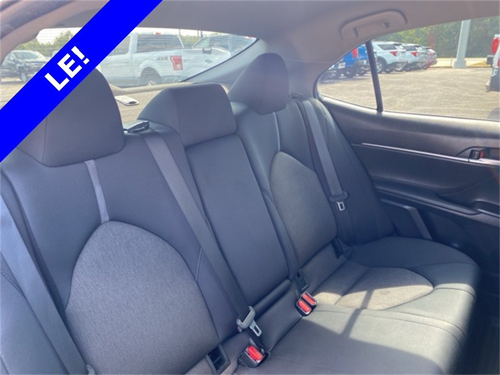 2023 Toyota Camry LE photo 7