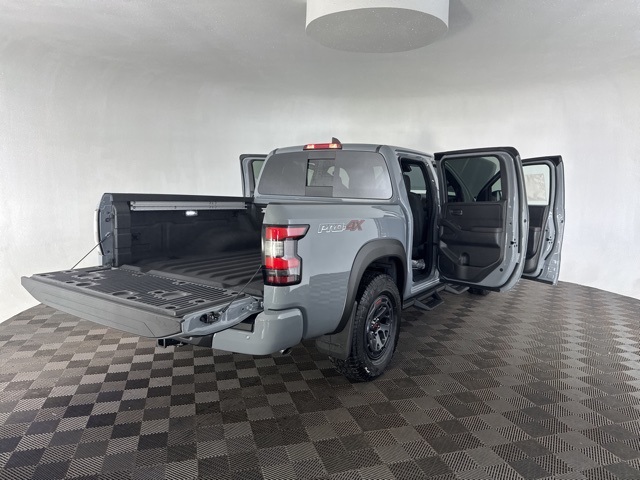 2026 Nissan Frontier Crew Cab PRO-4X photo 10
