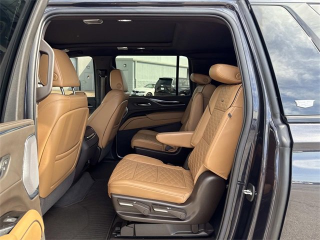 2022 Cadillac Escalade ESV Sport photo 12