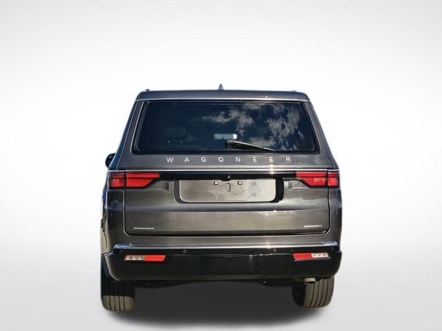2022 Jeep Wagoneer Series III photo 3