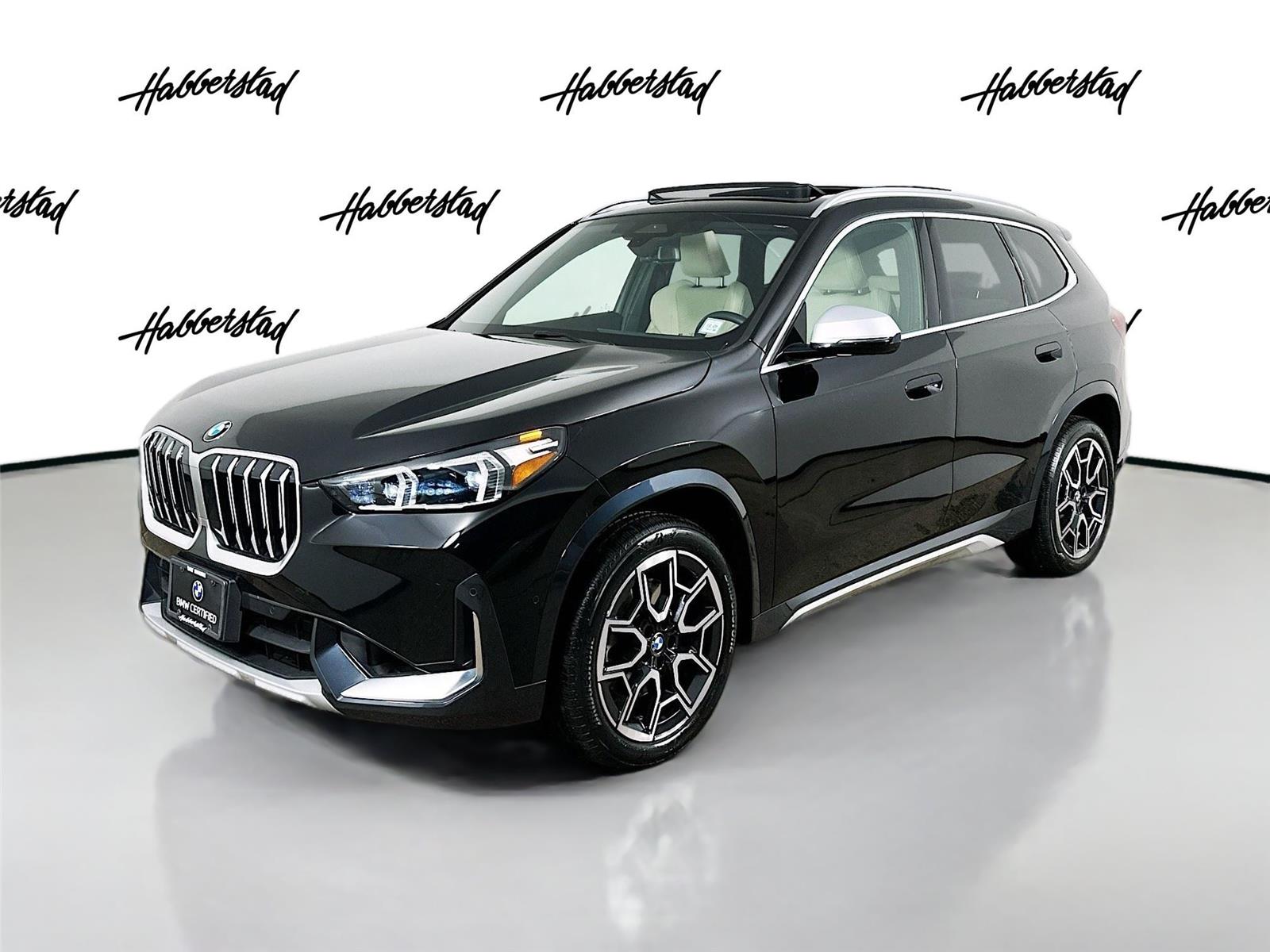 2023 BMW X1 28i's photo