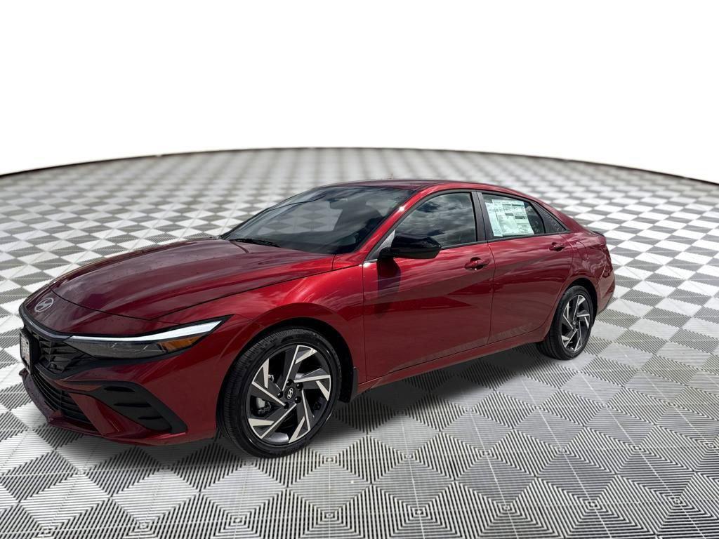 2025 Hyundai Elantra SEL's photo