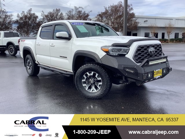 2023 Toyota Tacoma TRD Off Road's photo