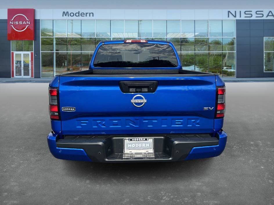 2024 Nissan Frontier SV photo 6