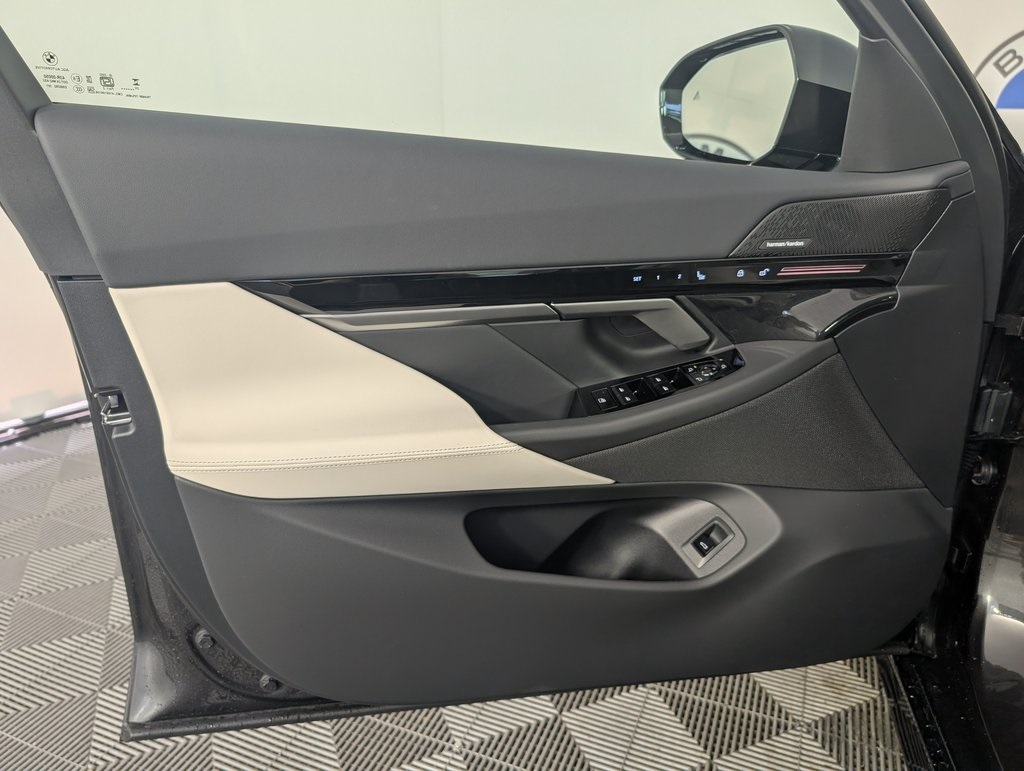2026 Bmw 530i xDrive photo 16