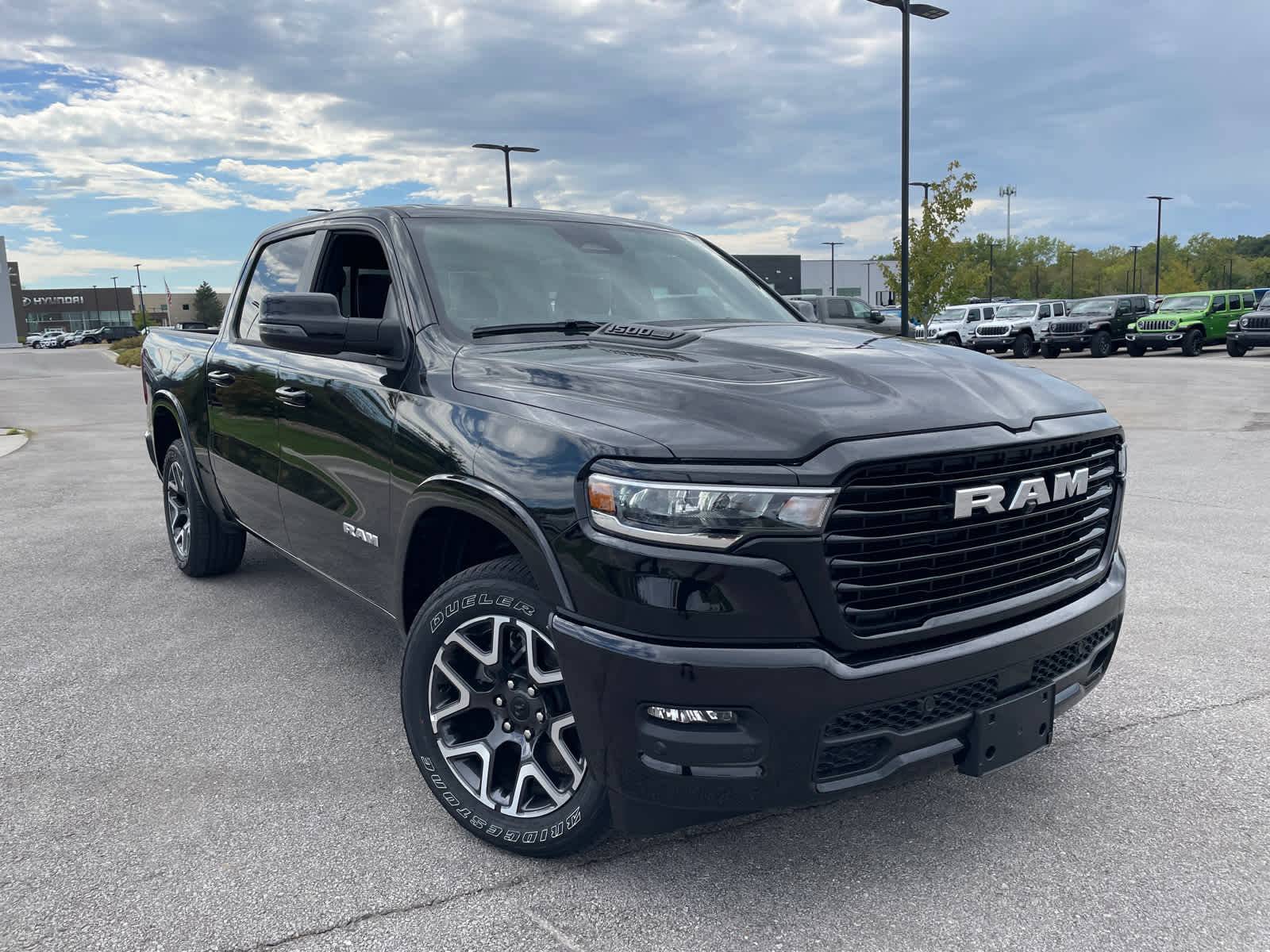 2025 Ram 1500 Laramie photo 2