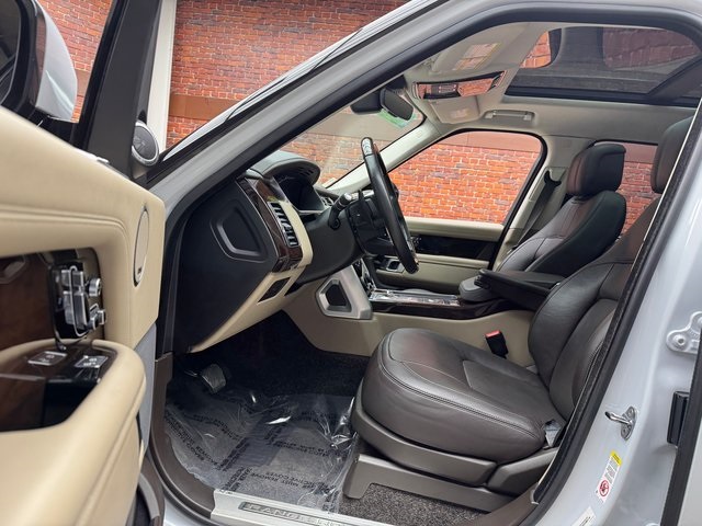 2020 Land Rover Range Rover SuperCharged photo 21