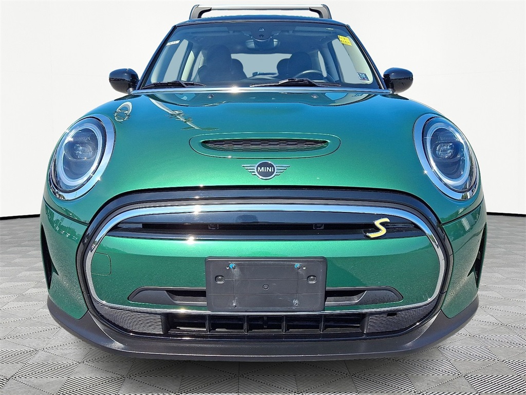 2022 Mini Cooper SE Signature photo 2