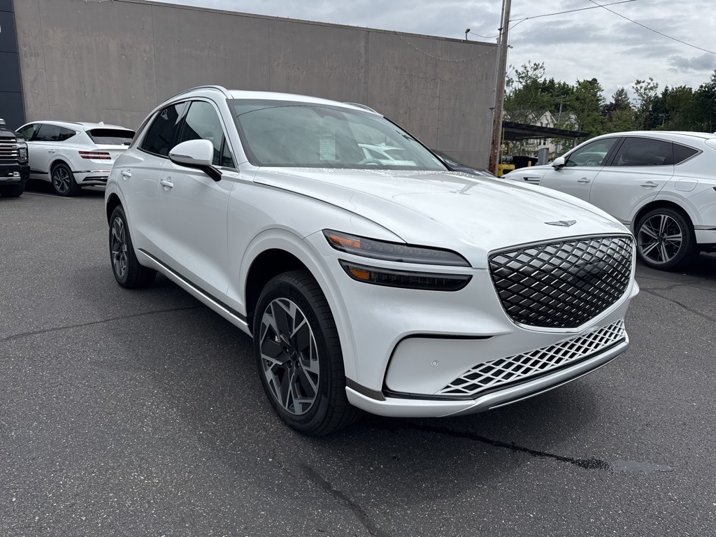 2026 GENESIS GV70 Base's photo
