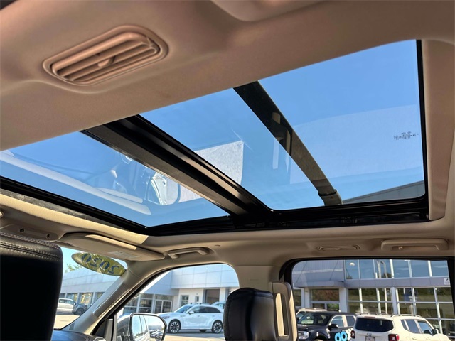2020 Ford Expedition Platinum photo 12