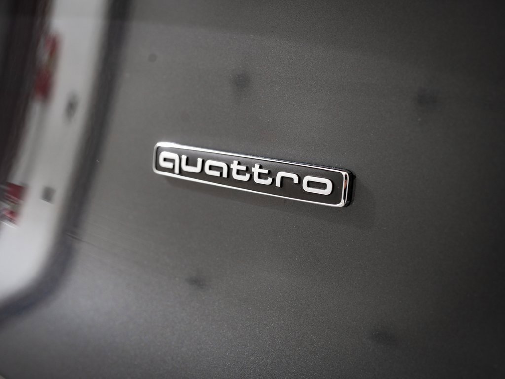 2025 Audi Q5 2.0T Prestige photo 9