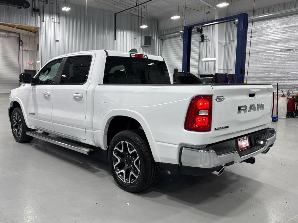 2025 Ram 1500 Laramie photo 5