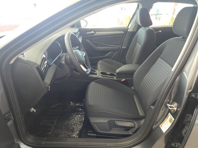 2025 Volkswagen Jetta 1.5T S photo 16