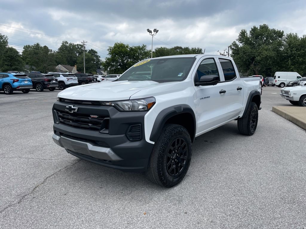 2026 Chevrolet Colorado Trail Boss photo 4