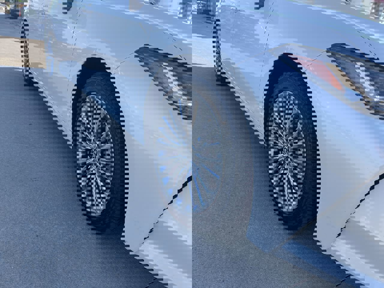 Certified 2022 Toyota Avalon Limited with VIN 4T1DZ1FB2NU080516 for sale in Kansas City