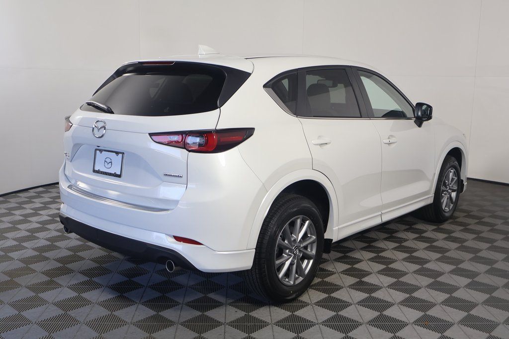 2025 Mazda CX-5 2.5 S Preferred photo 2