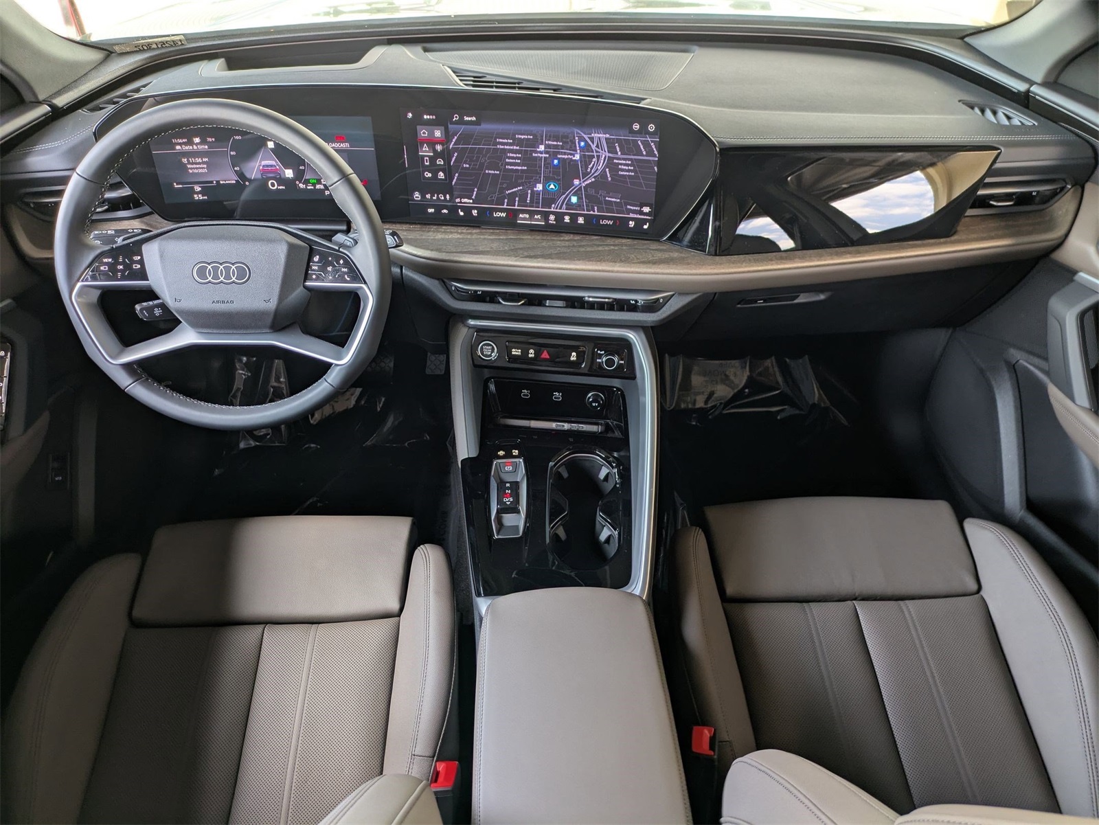 2025 Audi Q5 Premium Plus photo 4
