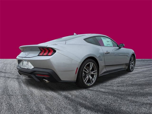 2025 Ford Mustang EcoBoost photo 3