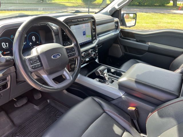 2023 Ford F-150 Lariat photo 17