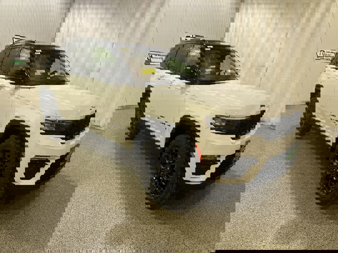 2025 Jeep Grand Cherokee Limited's photo