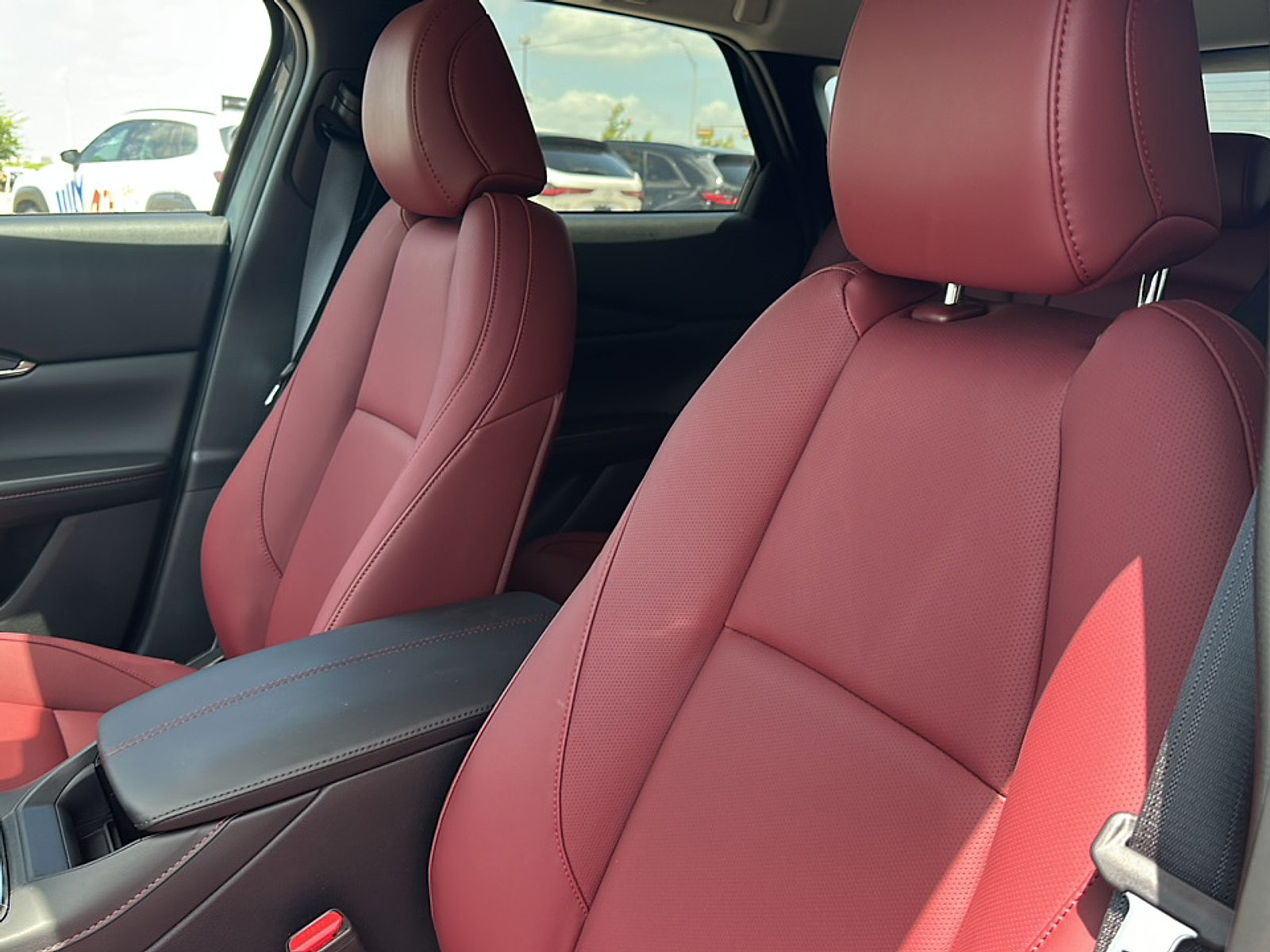 2025 Mazda CX-30 2.5 S Carbon photo 4