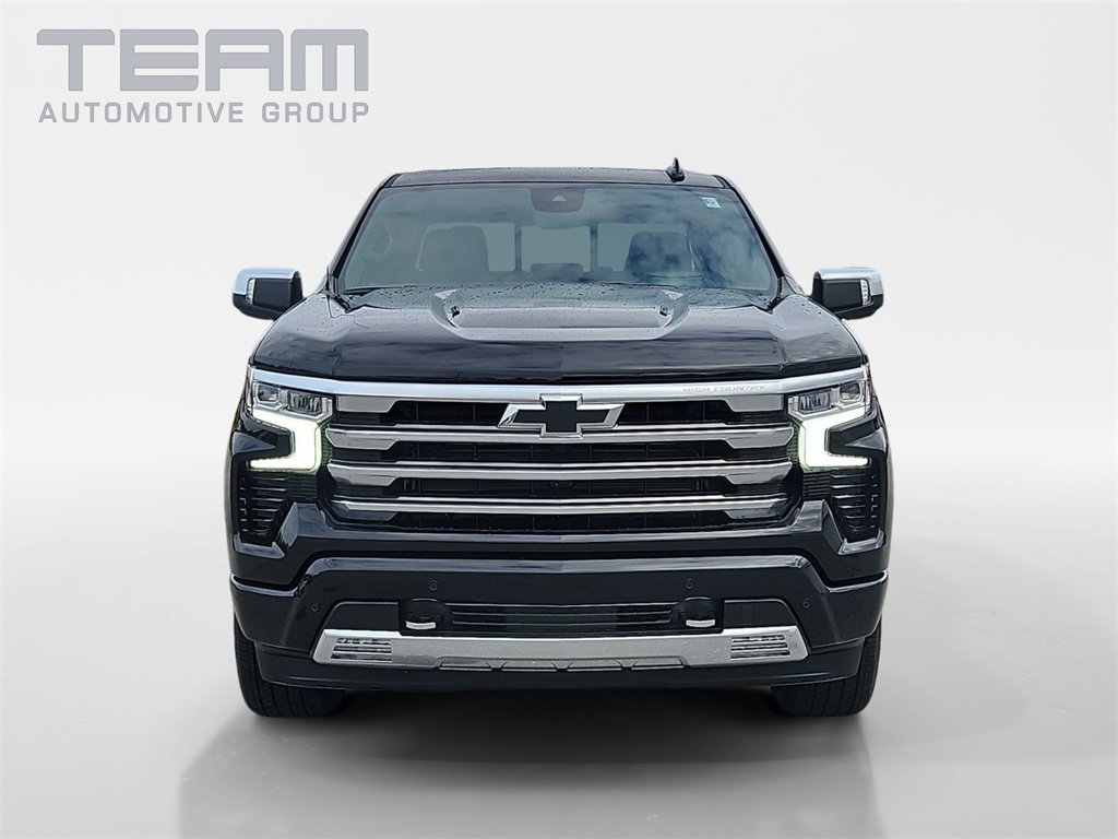 2026 Chevrolet Silverado 1500 High Country photo 2