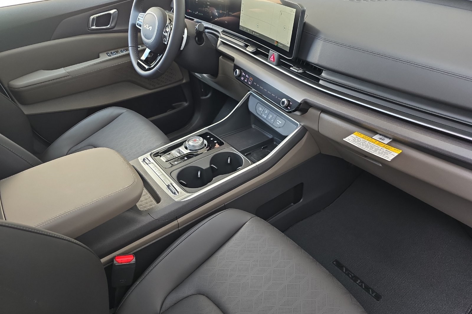 2026 Kia Carnival SX photo 12