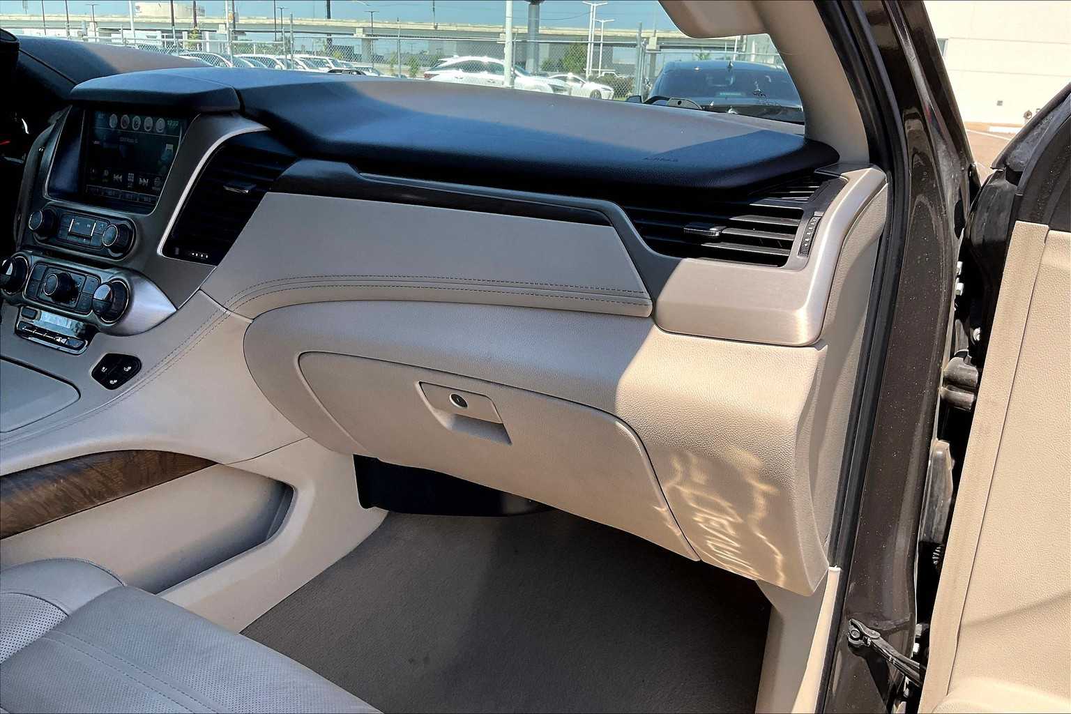 2019 Gmc Yukon Denali photo 16