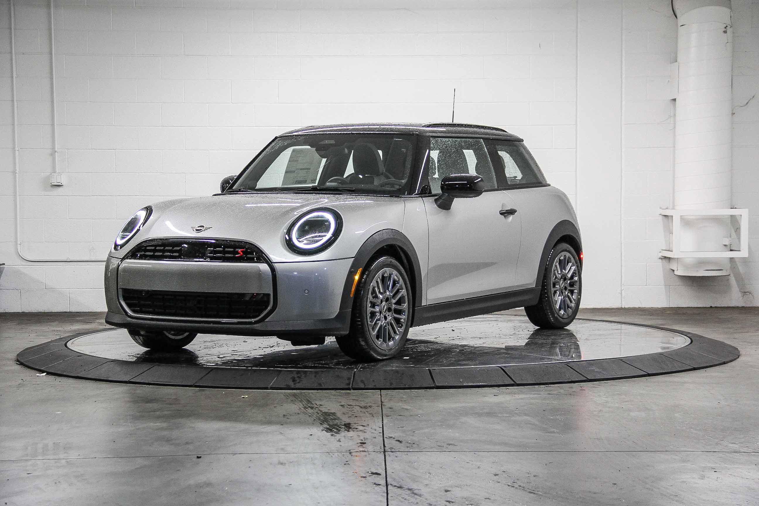 2026 Mini Cooper 2 Door Hardtop S photo 3
