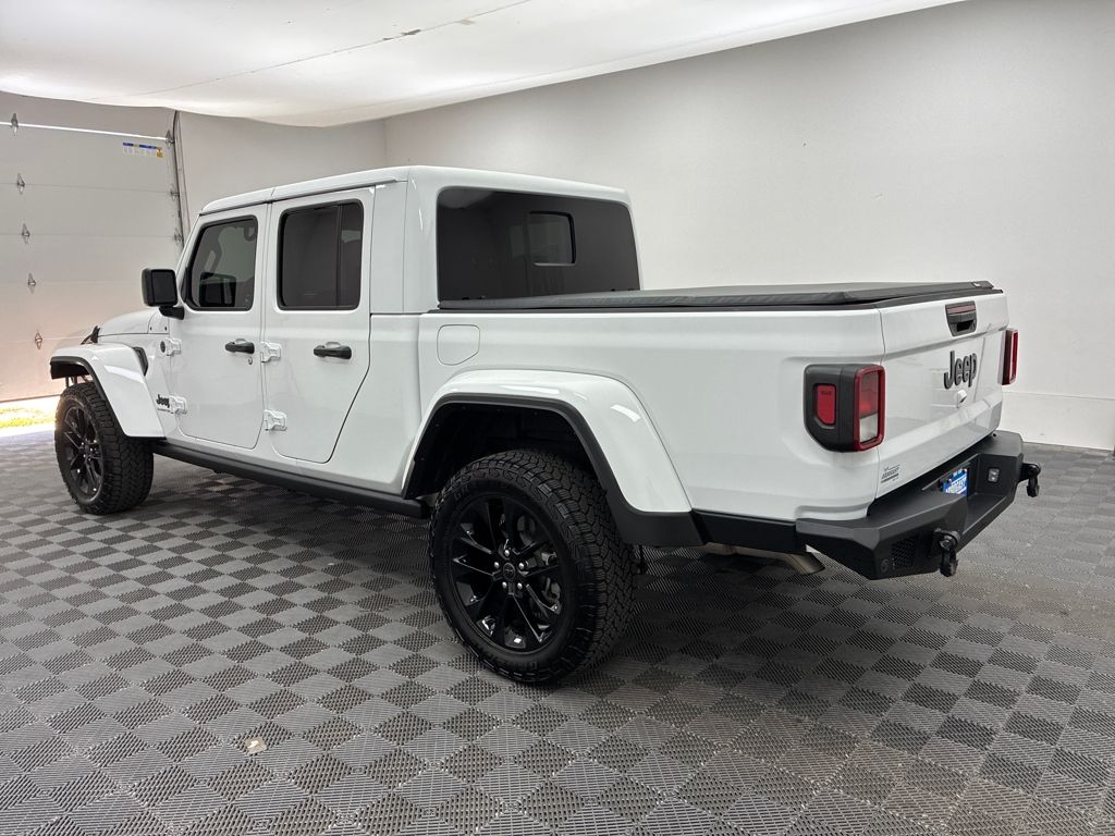 2024 Jeep Gladiator Sport photo 5