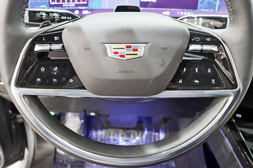 2025 Cadillac Escalade Premium Luxury photo 18