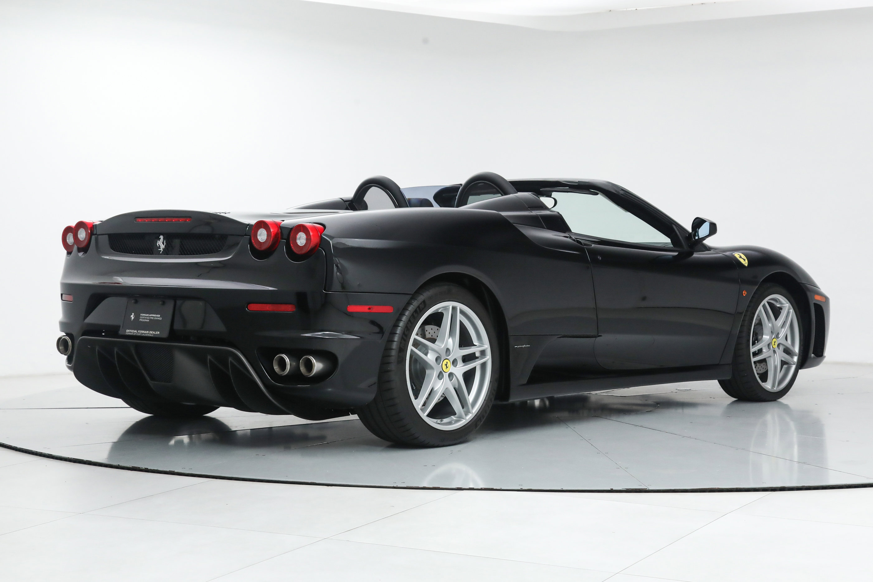 Used 2006 Black Ferrari  image 3