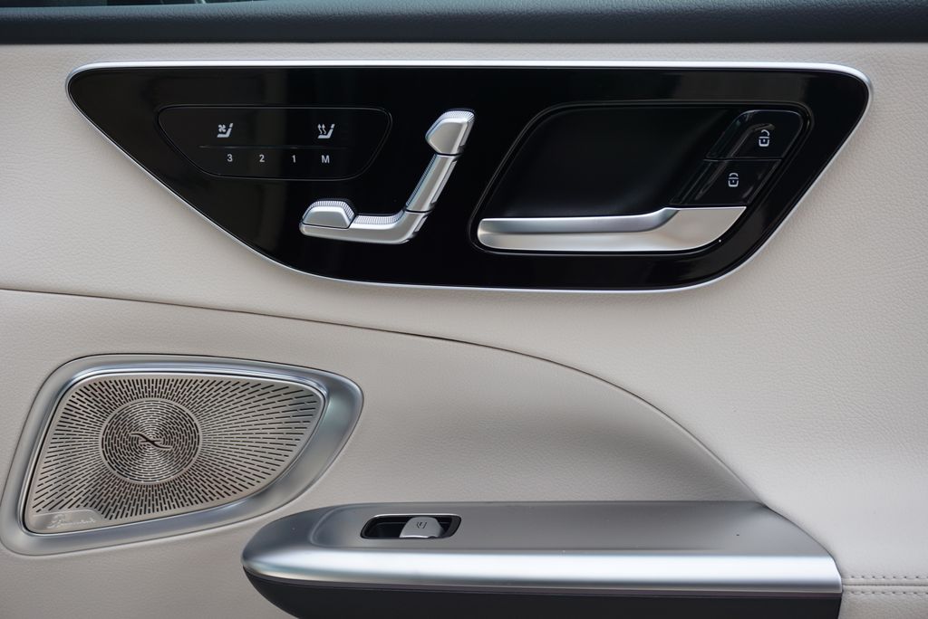 2025 Mercedes Benz C 300 4MATIC photo 58